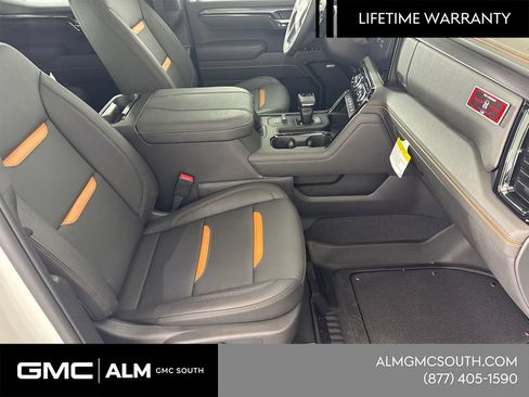 New 2026 GMC Sierra 1500 AT4 w/ AT4 Premium Package AWD/4WD image 15