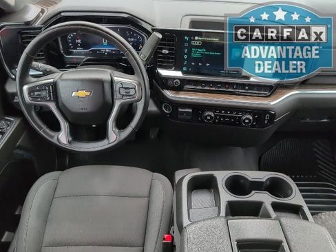 Certified 2025 Chevrolet Silverado 1500 LT RWD image 4