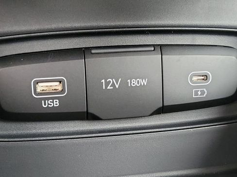 New 2026 Hyundai Venue SE image 13