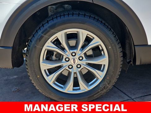 Used 2023 Ford Explorer Limited AWD/4WD image 39