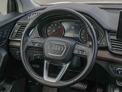 Used 2023 Audi Q5 2.0T Premium w/ Convenience Package image 25