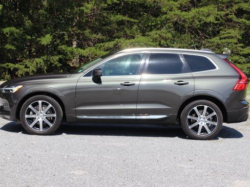 Used 2018 Volvo XC60 T6 Inscription w/ Convenience Package AWD/4WD image 40