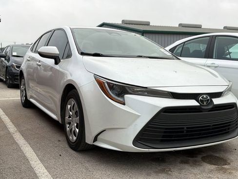 Certified 2023 Toyota Corolla LE FWD image 3