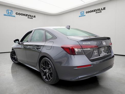 Used 2025 Honda Civic Sport image 8