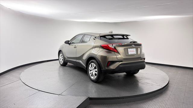 Used 2021 Toyota C-HR LE FWD image 6