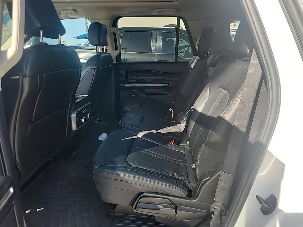 Used 2021 Ford Expedition Max Platinum AWD/4WD image 19