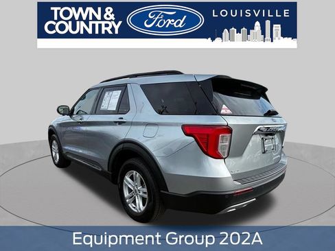 Used 2024 Ford Explorer XLT w/ Equipment Group 202A AWD/4WD image 6