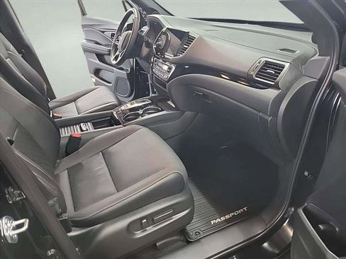 Used 2023 Honda Passport Elite image 35