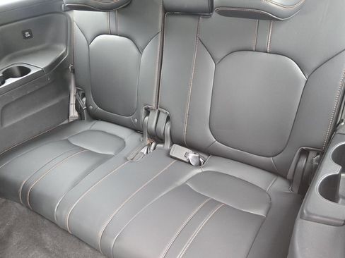 Used 2023 Honda Pilot TrailSport image 13