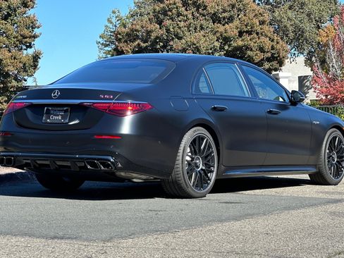 New 2026 Mercedes-Benz S 63 AMG S image 9