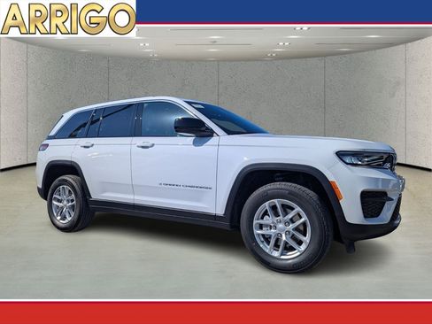New 2026 Jeep Grand Cherokee Laredo X image 1