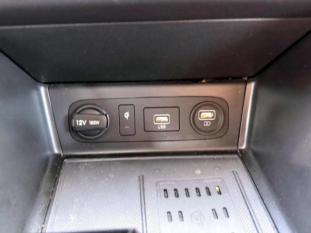 Used 2023 Hyundai Sonata SEL w/ Convenience Package FWD image 30