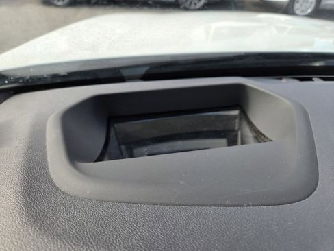 Used 2017 BMW 540i xDrive image 16