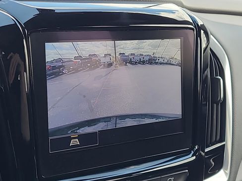 Used 2023 Chevrolet Traverse LT AWD/4WD image 22