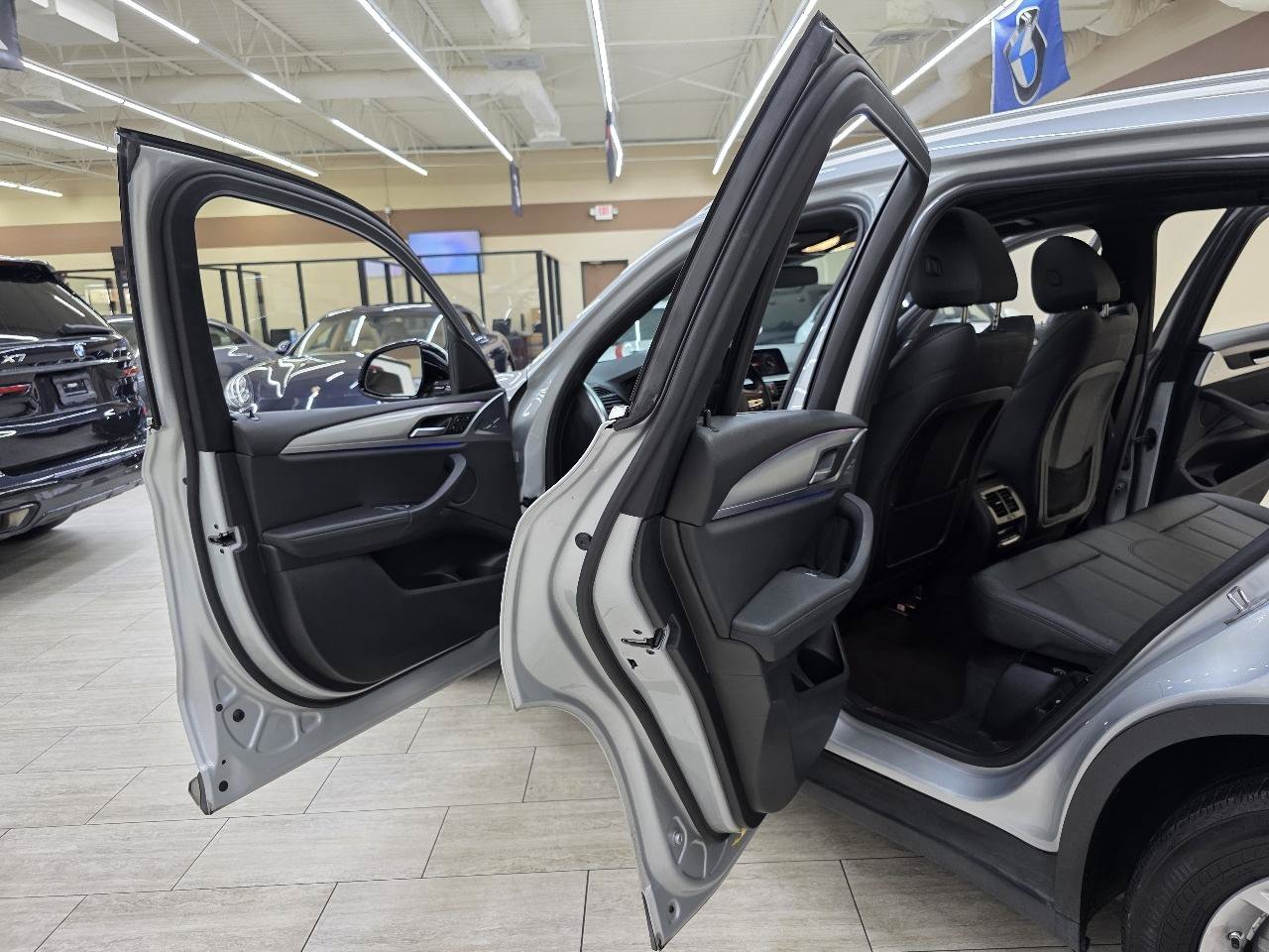 Used 2021 BMW X3 sDrive30i RWD image 17