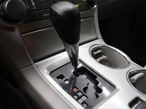 Used 2013 Toyota Highlander Plus image 21