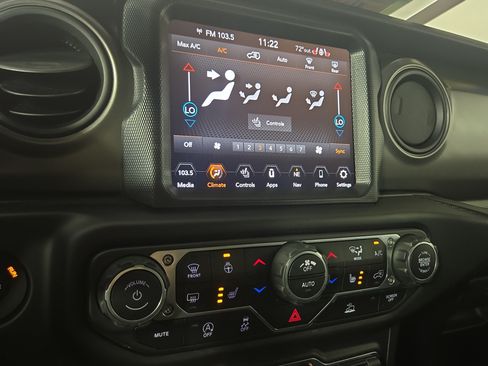 Used 2023 Jeep Wrangler Unlimited Sport AWD/4WD image 28