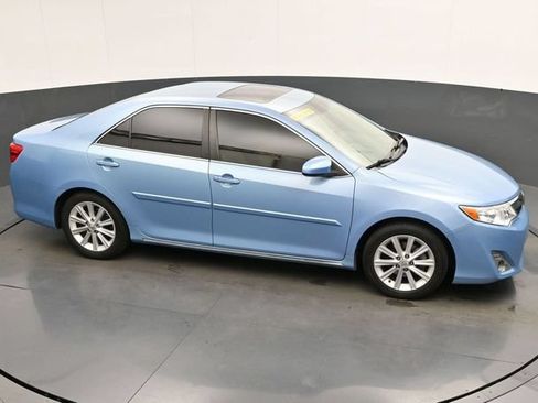 Used 2013 Toyota Camry XLE w/ Leather Pkg FWD image 19