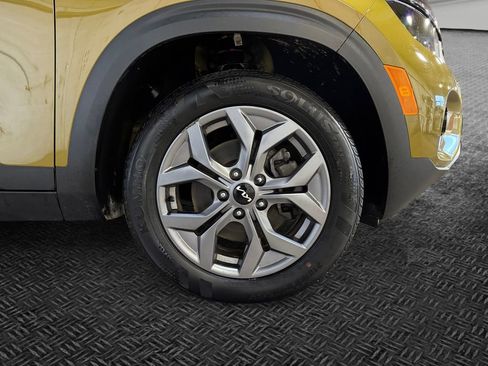 Certified 2024 Kia Seltos S AWD/4WD image 11