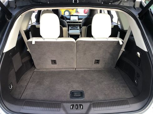 Used 2020 Lincoln Aviator Black Label w/ Dynamic Handling Package image 16