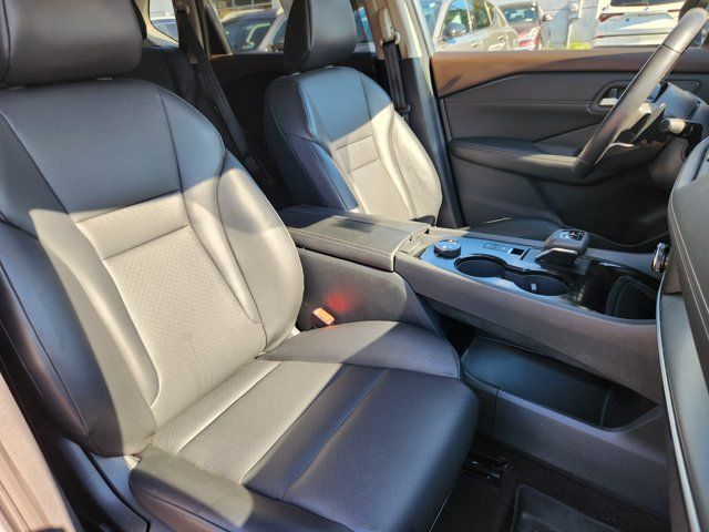 Certified 2023 Nissan Rogue SV w/ SV Premium B Package AWD/4WD image 14