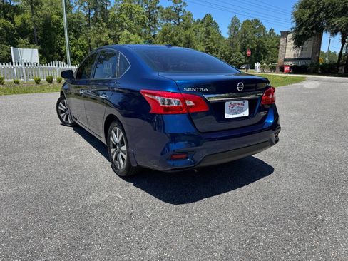 Used 2019 Nissan Sentra SV w/ Special Edition Package FWD image 32