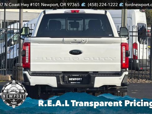 New 2026 Ford F250 Lariat w/ Black Appearance Package AWD/4WD image 5