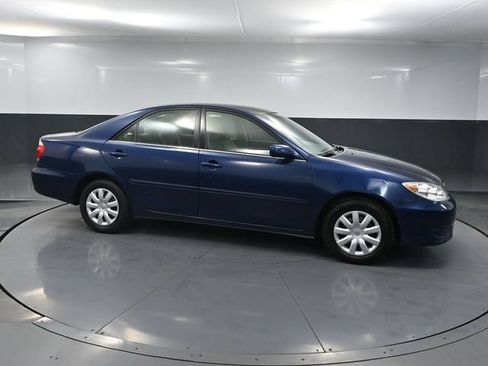 Used 2006 Toyota Camry LE FWD image 3