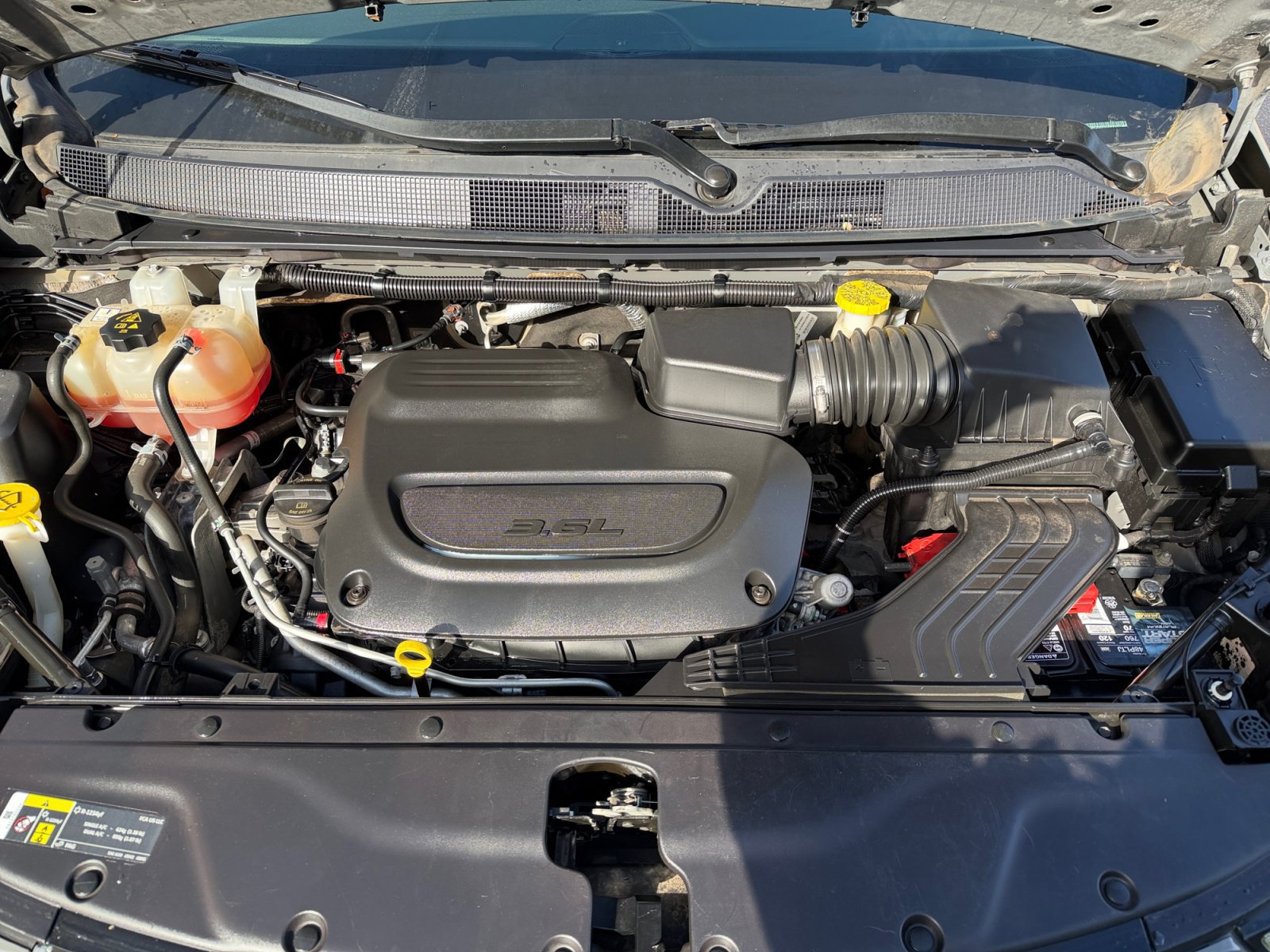 Used 2022 Chrysler Pacifica Limited FWD image 35