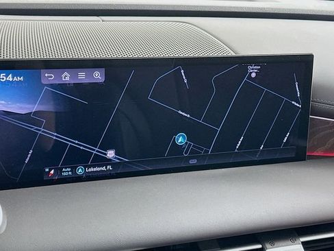 New 2025 Genesis G80 2.5T Advanced image 16