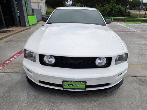 Used 2007 Ford Mustang GT RWD image 5