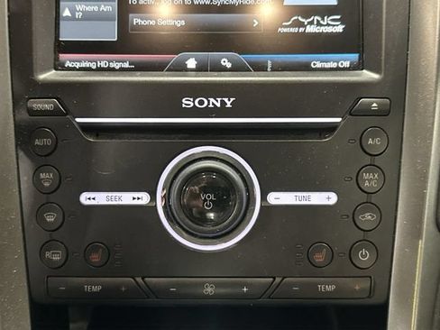 Used 2016 Ford Fusion Titanium FWD image 21