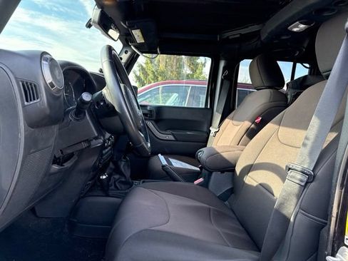 Used 2013 Jeep Wrangler Unlimited Sport AWD/4WD image 5