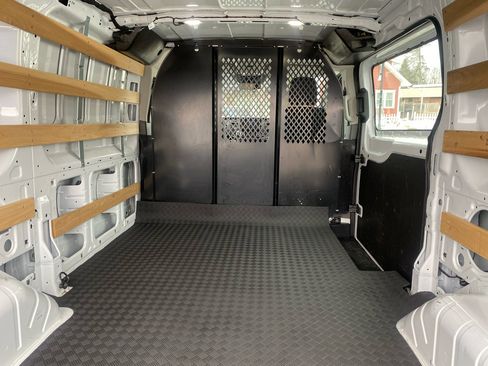 Used 2024 Ford Transit 250 T-250 130 Low Rf 9070 GVWR RW w/ Exterior Upgrade Package image 11