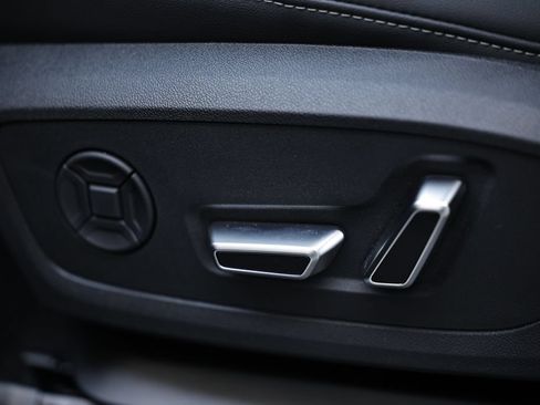 New 2026 Audi Q3 quattro 2.0T AWD/4WD image 21