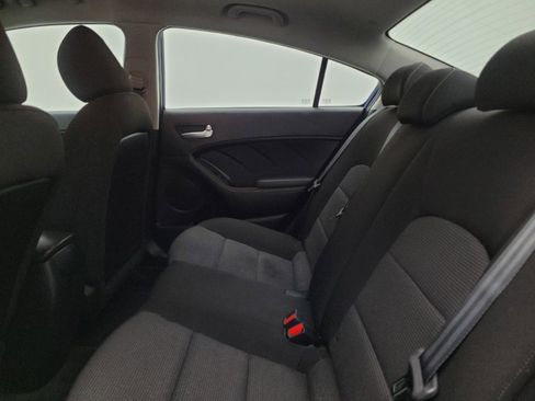 Used 2017 Kia Forte LX FWD image 18