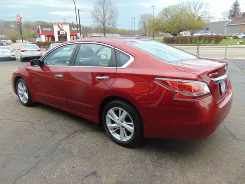 Used 2014 Nissan Altima 2.5 SV image 8