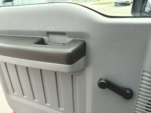 Used 2013 Ford F250 XL w/ XL Value Pkg RWD image 18