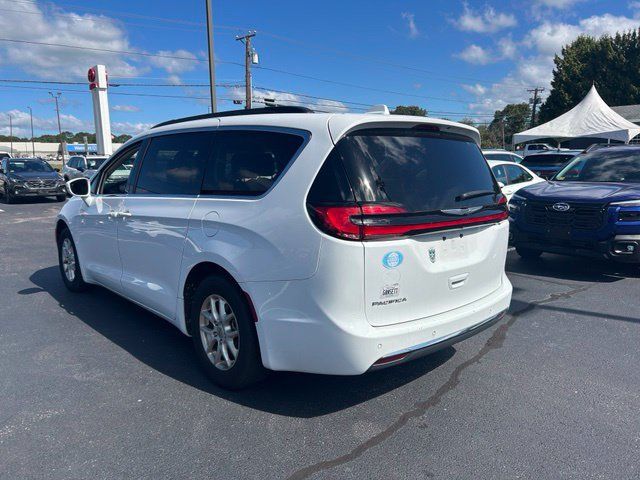 Used 2022 Chrysler Pacifica Touring-L FWD image 7