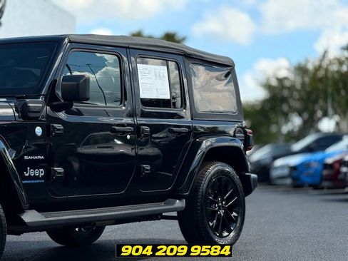 Used 2023 Jeep Wrangler Unlimited Sahara w/ Cold Weather Group AWD/4WD image 3