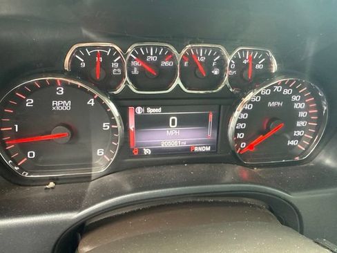 Used 2014 GMC Sierra 1500 SLT w/ SLT Crew Cab Value Package AWD/4WD image 8