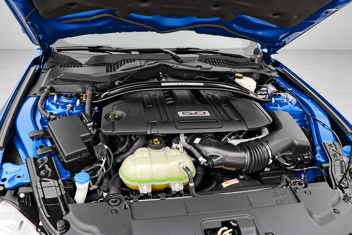 Used 2022 Ford Mustang GT Premium w/ Equipment Group 401A RWD image 46