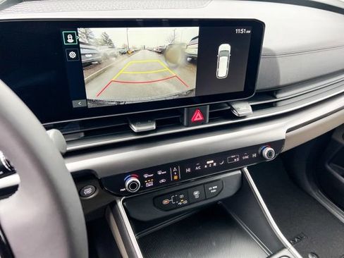 New 2026 Kia Carnival image 24