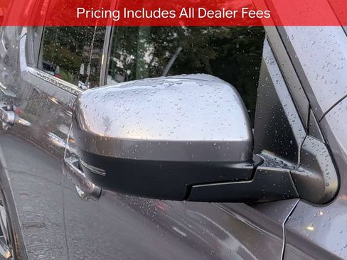 Used 2024 Honda Pilot Elite image 12