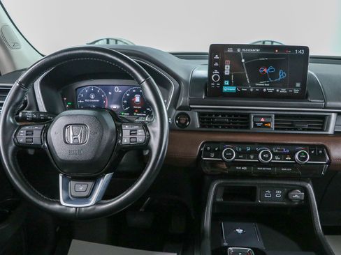 Used 2023 Honda Pilot Elite image 17