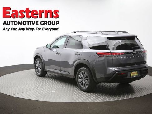 Used 2024 Nissan Pathfinder SV AWD/4WD image 63