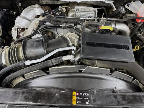 Used 2022 Chevrolet Silverado 2500 W/T image 35