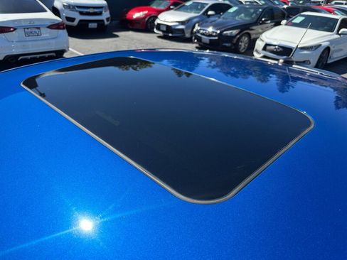 Used 2017 Ford Fusion SE w/ Fusion SE Technology Package FWD image 18