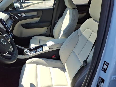 New 2026 Volvo XC40 B5 Plus w/ Protection Package Premier image 14