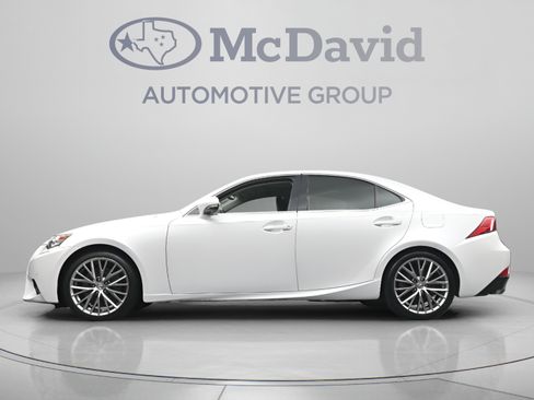 Used 2016 Lexus IS 200t w/ Navigation System Package RWD image 28